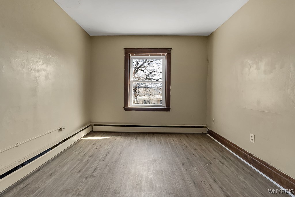 photo 3 : 742 19th Street, Niagara Falls NY 14301