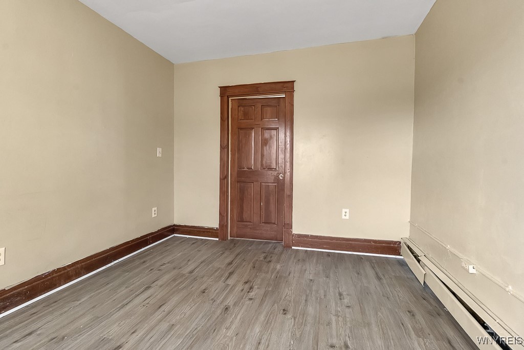 photo 4 : 742 19th Street, Niagara Falls NY 14301