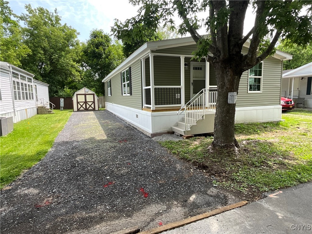 photo UkBN-b6Fzp2sFXHPON005oNYmJjrKhgvyuuMP1dIrY: 933 lot #60 Leray Street, Watertown City NY 13601
