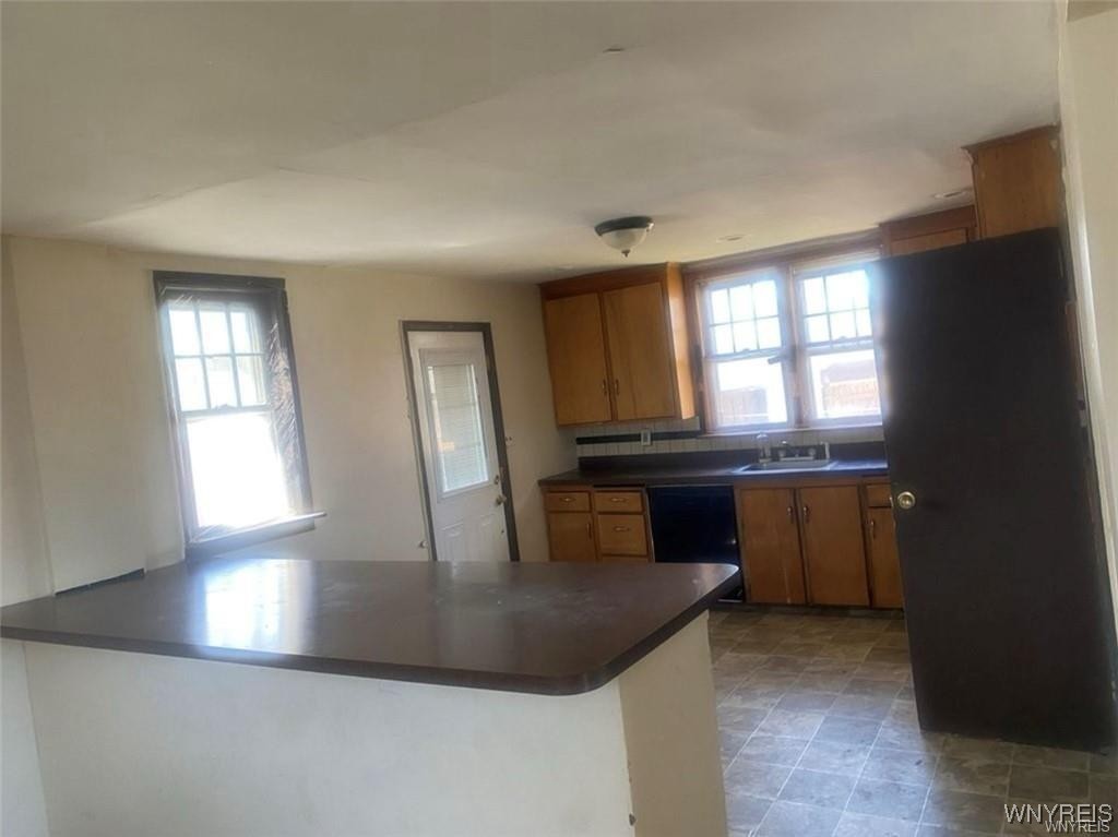photo 1 : 2405 Michigan Avenue, Niagara Falls NY 14305