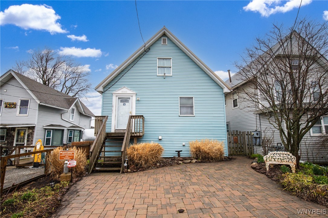photo 4 : 5969 Ontario Street, Newfane NY 14126