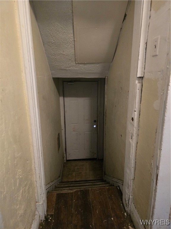 photo 3 : 1046 Centre Avenue, Niagara Falls NY 14305