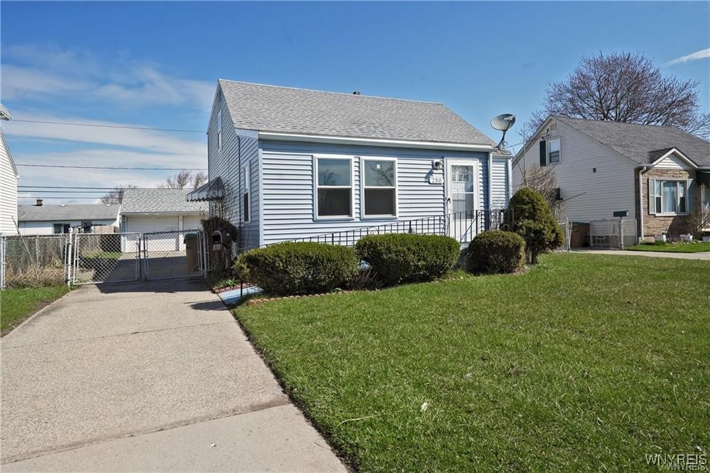 photo LXgHgMISn5RLFPcwuz0wDnb: 250 Danbury Drive, Cheektowaga NY 14225
