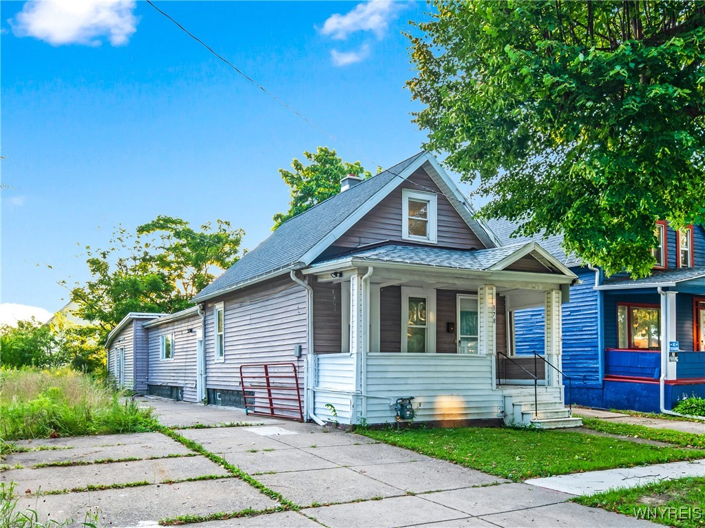 photo szhH5lagzaMSMzQZ8-9jUjTzo: 378 Gold Street, Buffalo NY 14206