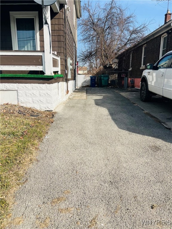 photo mDo2ApBluAHj5Ve17UIip2oCxR7NDpAvnpv76UUY: 1726 Elmwood Avenue, Niagara Falls NY 14301