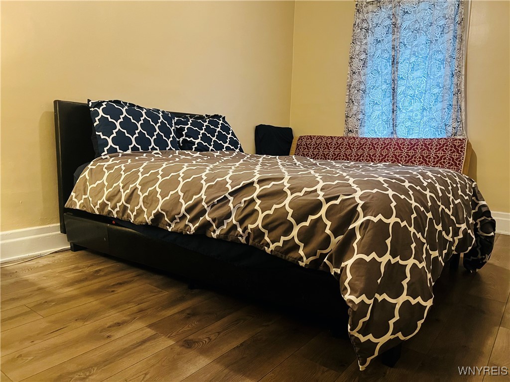 photo 3 : 1726 Elmwood Avenue, Niagara Falls NY 14301