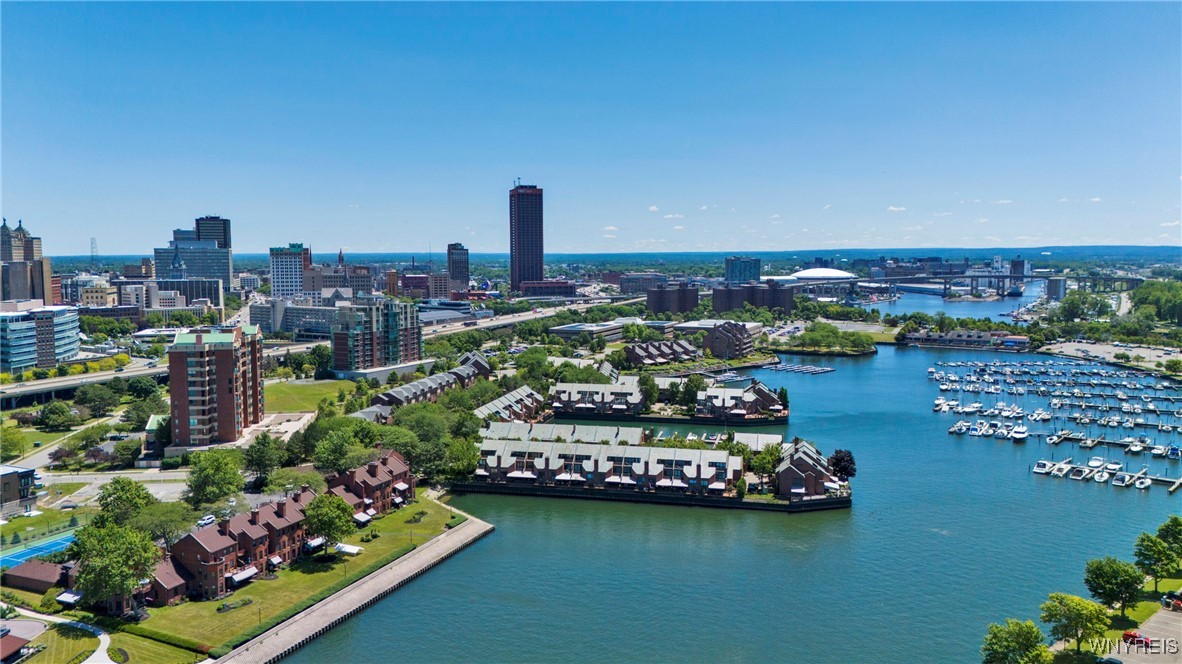 photo undefined: 201 Admirals Walk Circle 201, Buffalo NY 14202