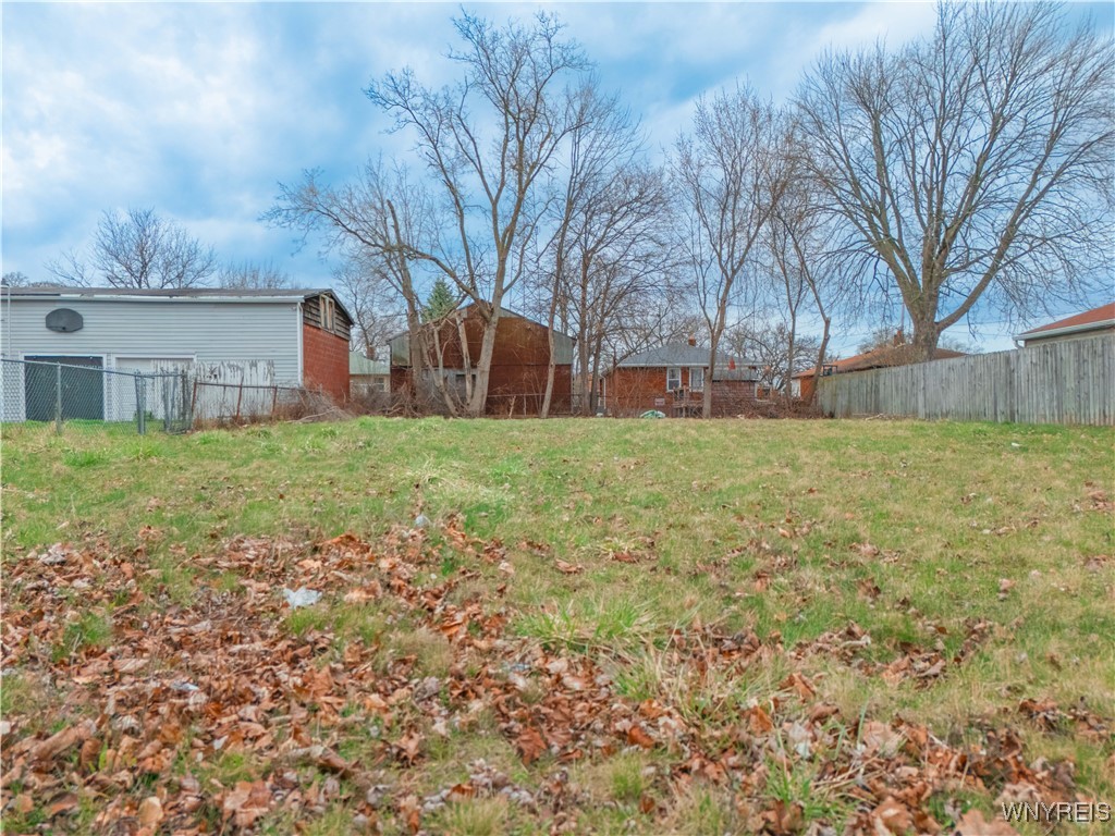 photo 2 : 2678 North Avenue, Niagara Falls NY 14305