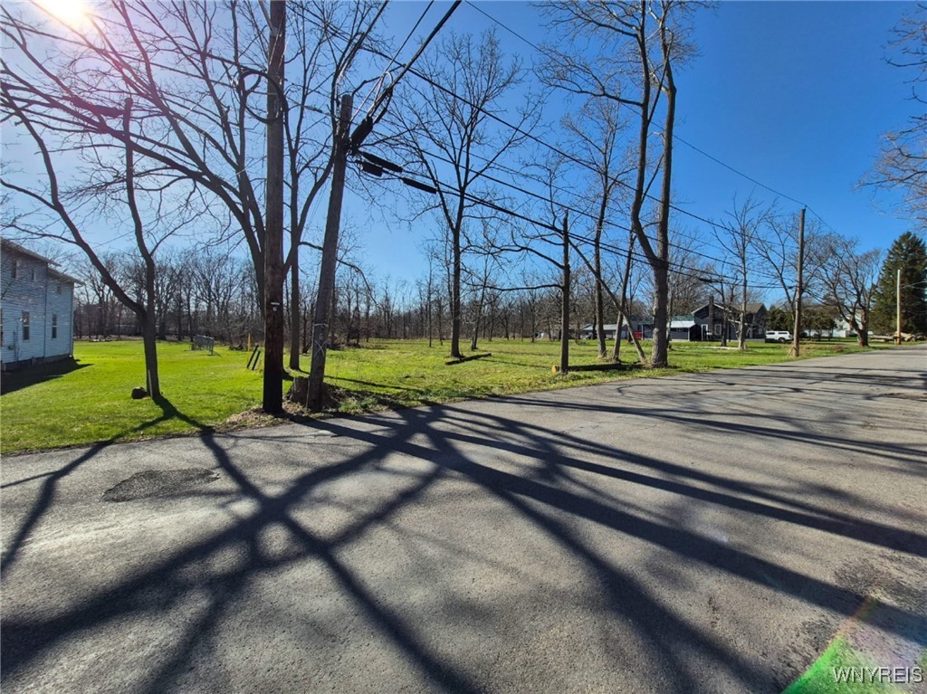 photo 3 : 87 Center Street, Lockport City NY 14094