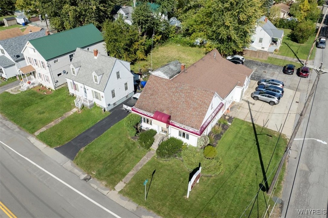 photo 3 : 736 Center Road, West Seneca NY 14224