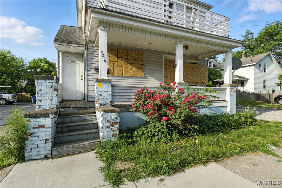 photo undefined: 2219 Walnut Avenue, Niagara Falls NY 14301