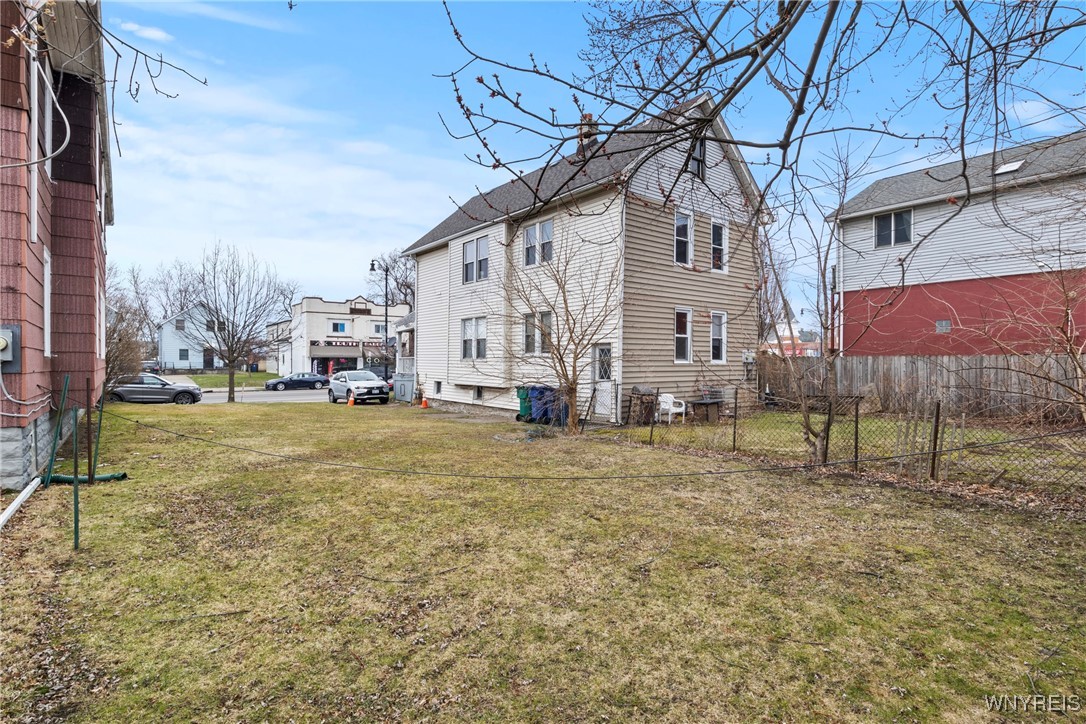 photo 2UHLDk3gRDMRSRGnilMyVrzRs: 2332 South Park Avenue, Buffalo NY 14220
