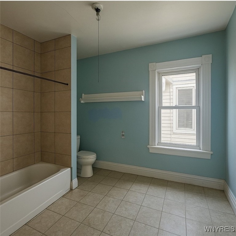 photo 2 : 1335 Niagara Avenue, Niagara Falls NY 14305