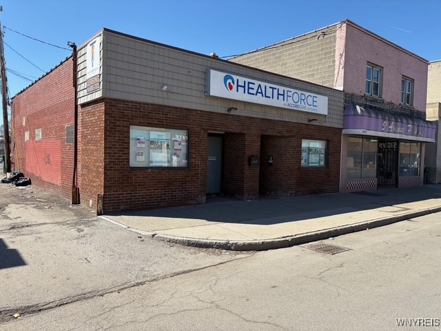 photo cxtLlNNC6: 1909 Pine Avenue, Niagara Falls NY 14301