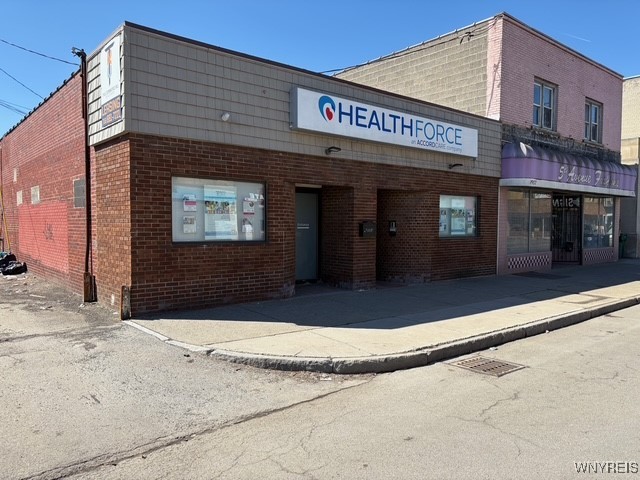 photo 2 : 1909 Pine Avenue, Niagara Falls NY 14301