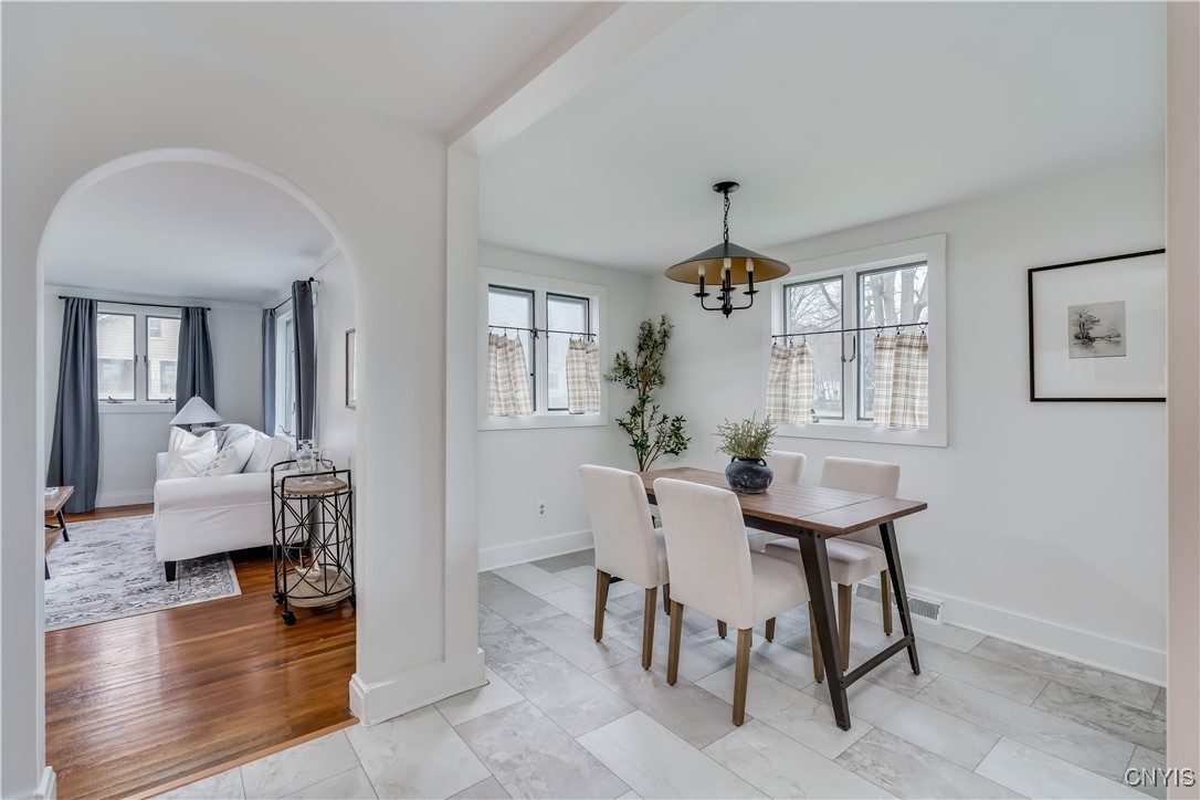 photo w0y3Bd799enGER8l-ELTuDS9Deortw: 401 Pawling Street, Watertown City NY 13601