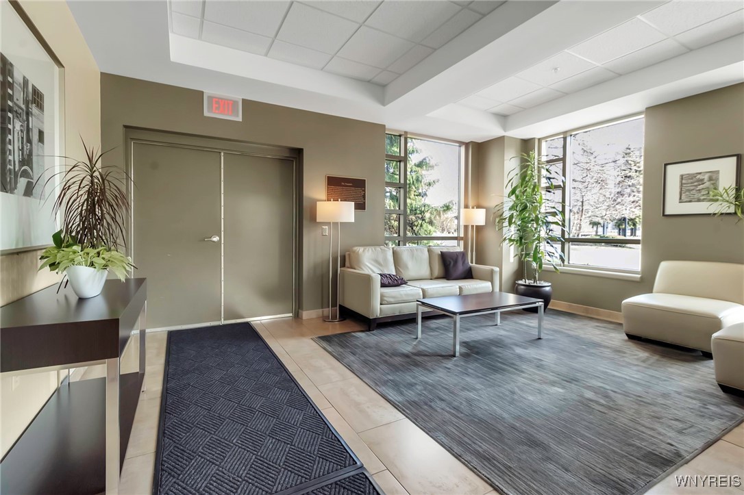photo 2 : 132 Lakefront Boulevard 504, Buffalo NY 14202