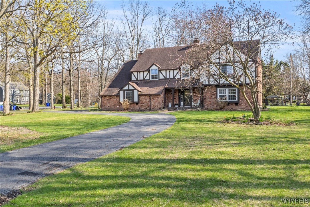 photo undefined: 700 Mountain View Drive, Lewiston NY 14092