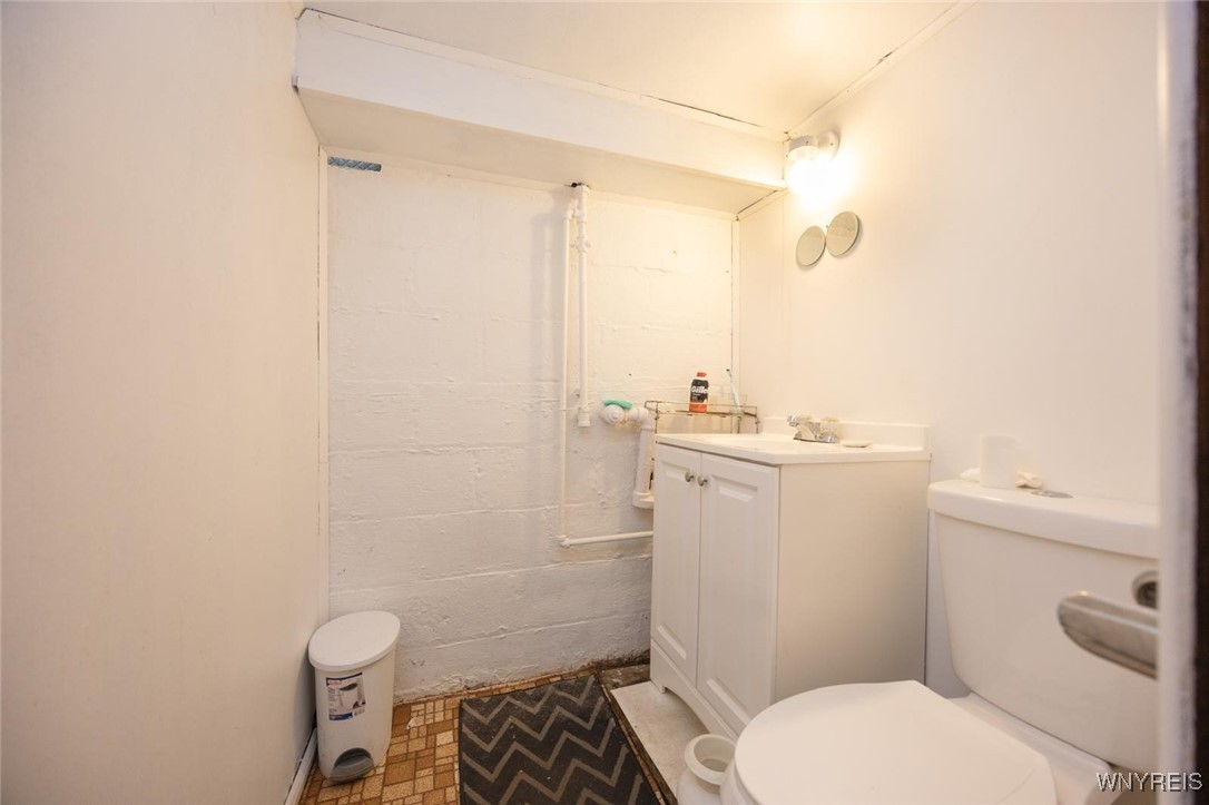 photo EHK0BxiQhTmRf3qT0ZsHtSSWtMARgVShtW6lDYe: 151 East Grand Boulevard, Cheektowaga NY 14225