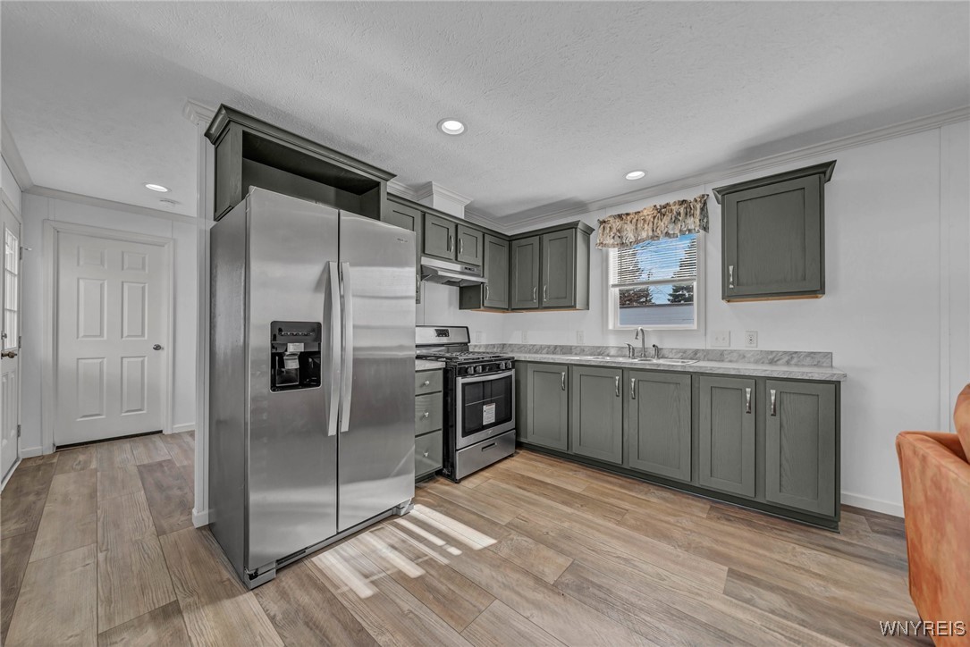 photo PQHJVYTNb8tgUVE1hwPupsoAg: 9170 Sheridan Drive, Clarence NY 14031