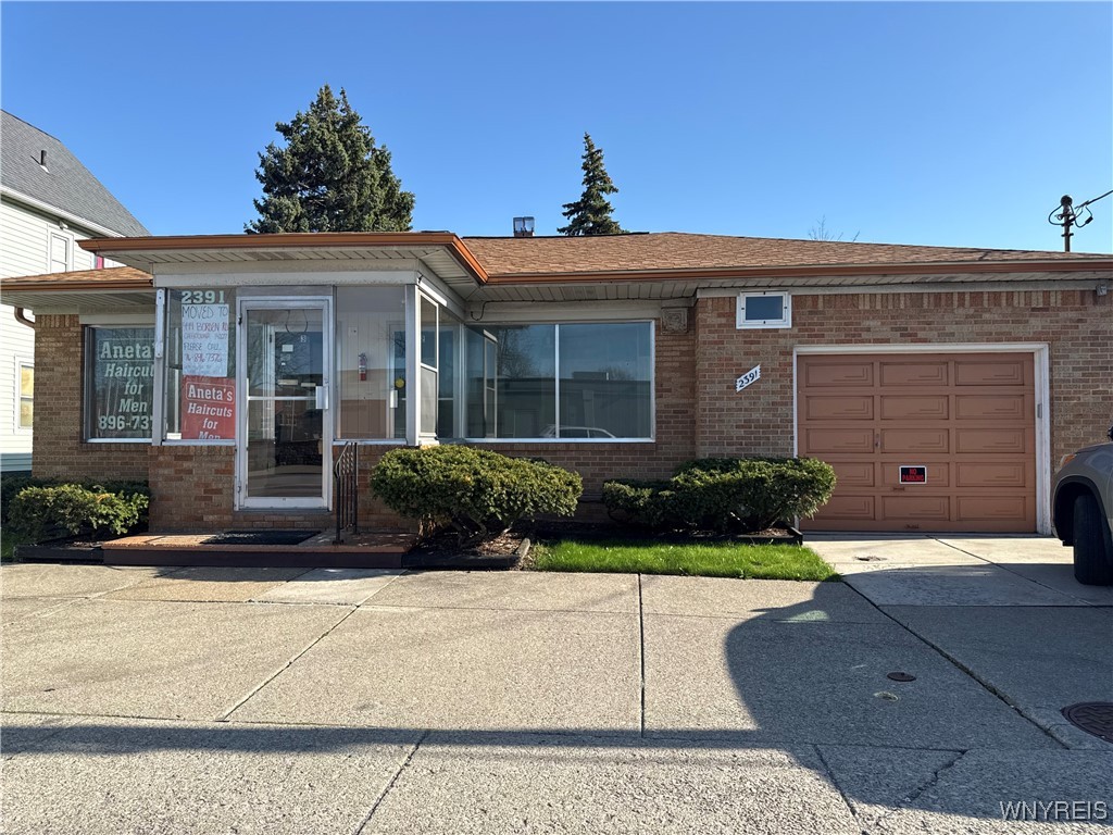 photo pplqRZkcDchp2VHFChI: 2391 William Street, Cheektowaga NY 14206