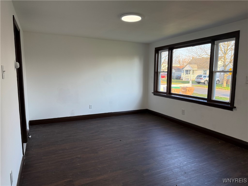 photo 2 : 104 Balbach Drive, Cheektowaga NY 14225