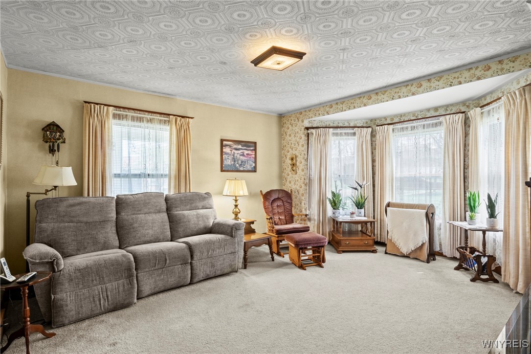 photo 3 : 404 72nd Street, Niagara Falls NY 14304