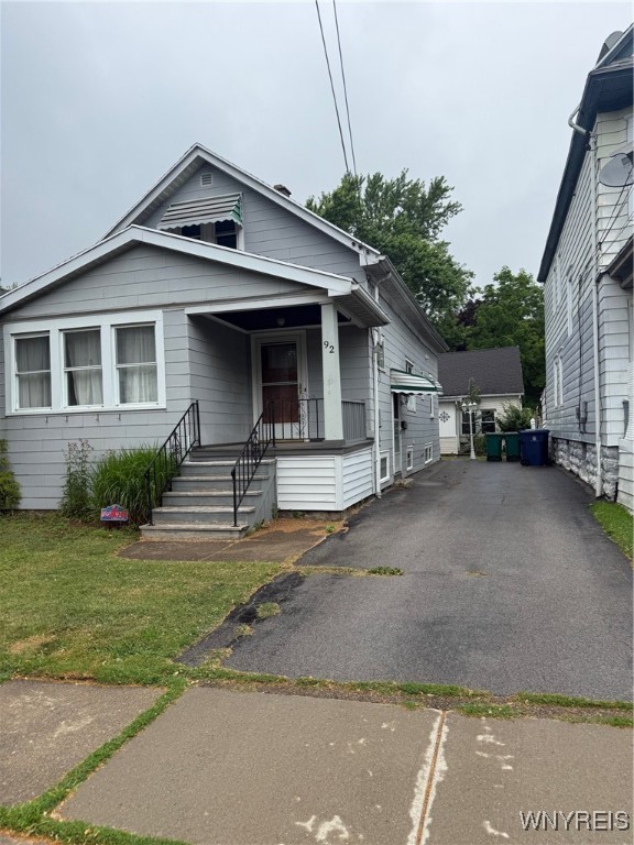 photo M5hLxdFUtBRJGIi9Sc: 92 Carlyle Avenue, Buffalo NY 14220