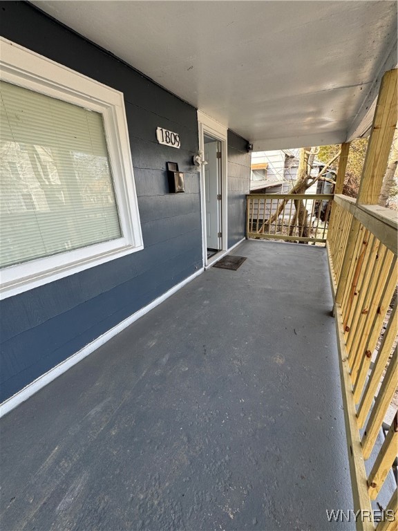 photo 3 : 1809 Willow Avenue, Niagara Falls NY 14305