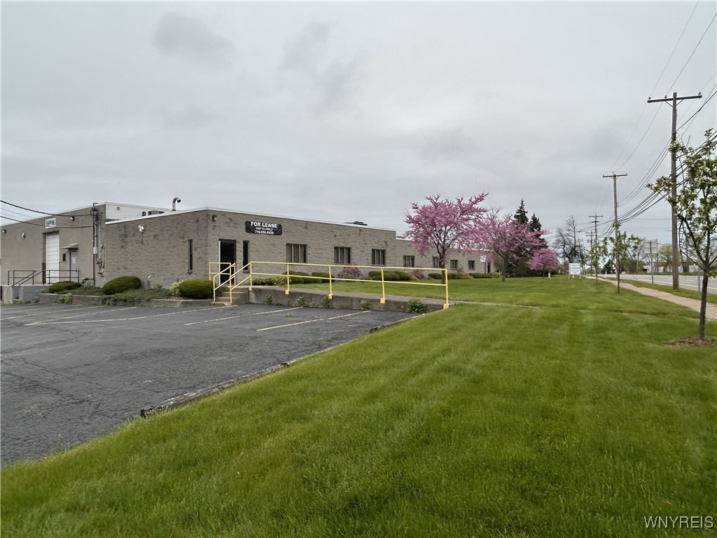 photo undefined: 4120 Hyde Park Boulevard, Niagara Falls NY 14305