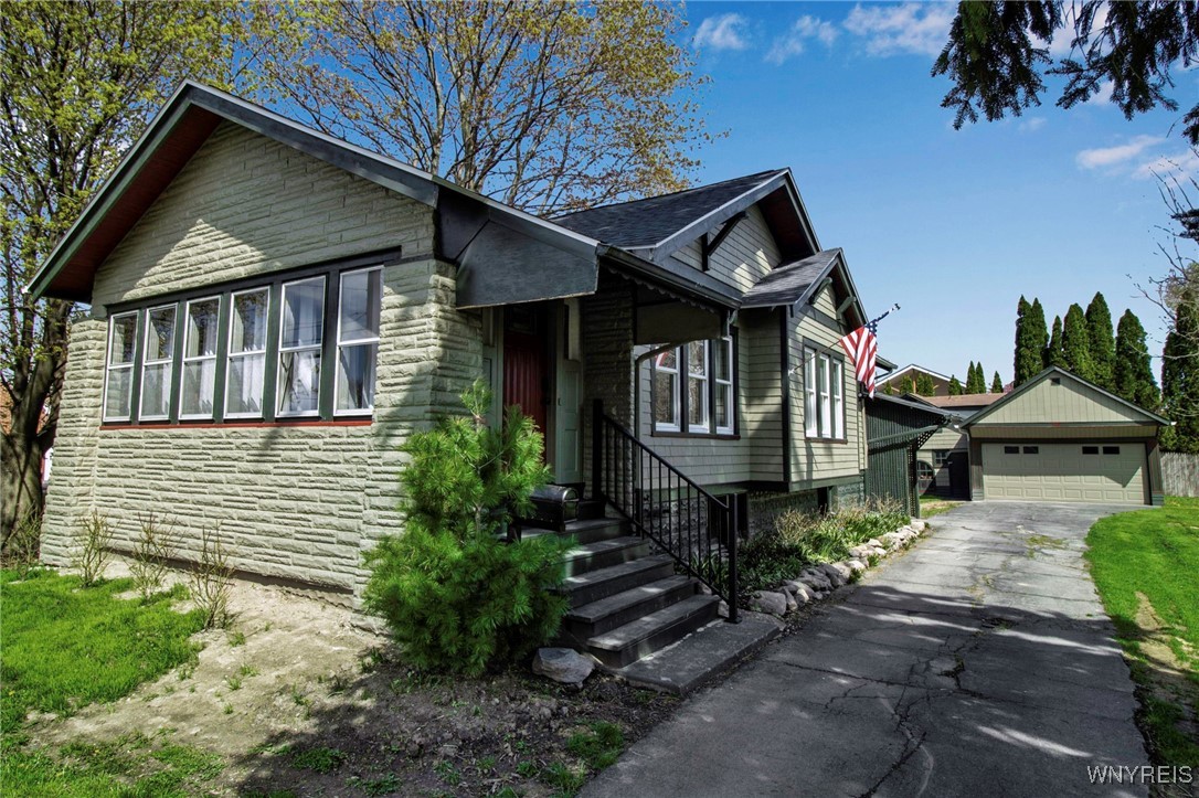 photo undefined: 80 Innes Road, West Seneca NY 14224