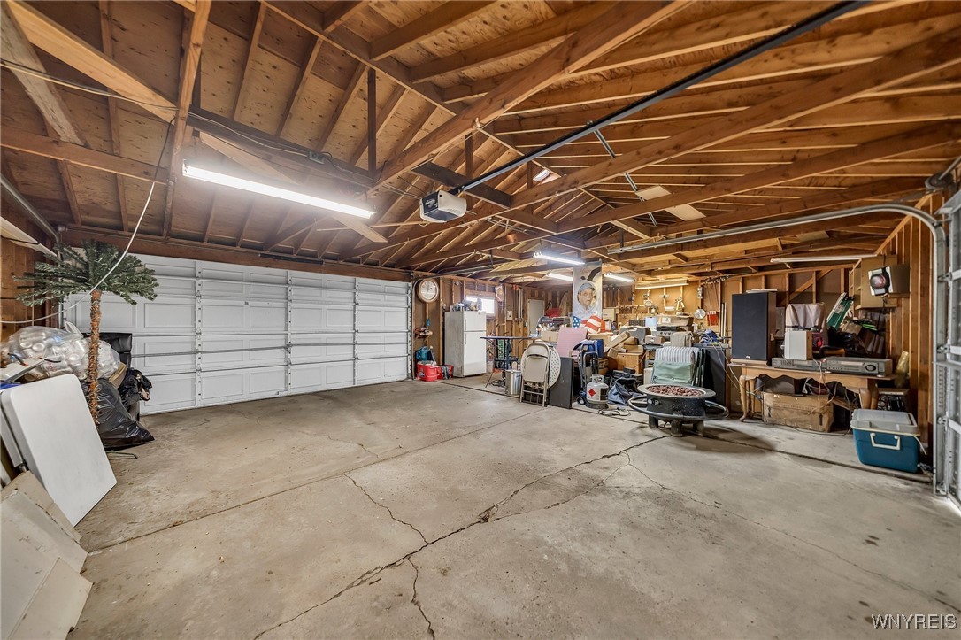 photo VVVWQK9-OZ4VYW9Z5-N: 160 Selkirk Street, Buffalo NY 14210