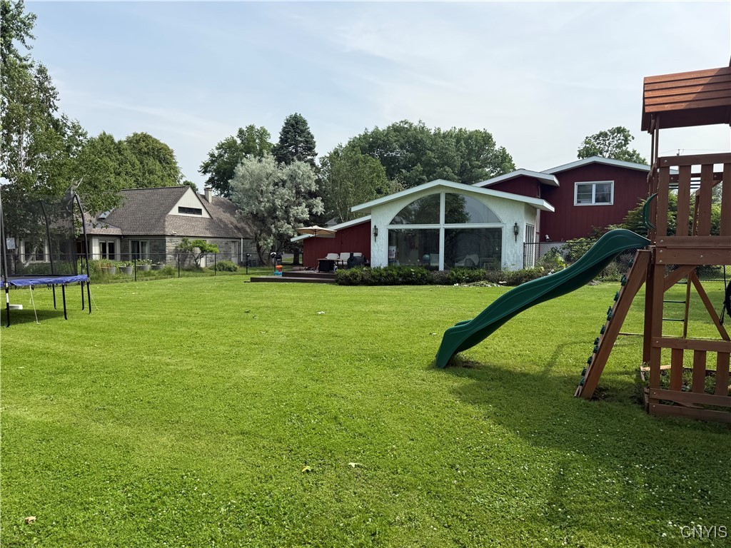 photo vV-80Cw8S1lemJJ8sLE: 450 Harris Drive, Watertown City NY 13601