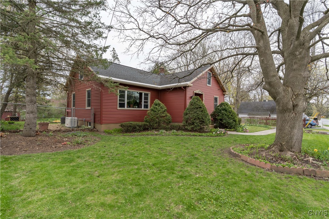 photo undefined: 1031 Sherman Street, Watertown City NY 13601