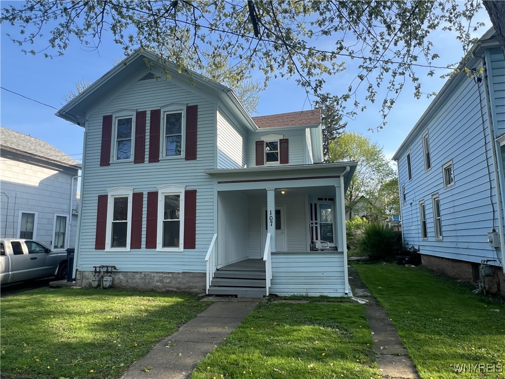 photo EeFmfE: 107 Spalding Street, Lockport City NY 14094