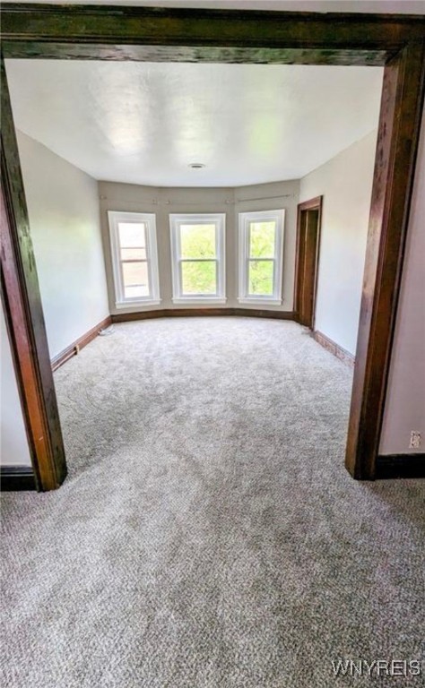 photo B1nwbj407A: 11 Indian Church Road S, Buffalo NY 14210