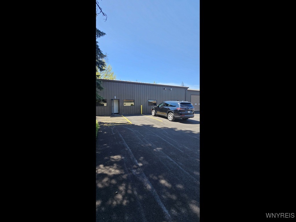 photo undefined: 238 Lein Road, West Seneca NY 14224