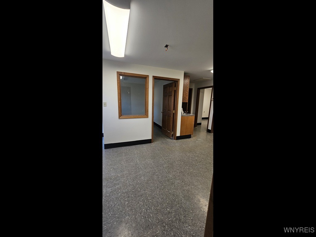 photo 3 : 238 Lein Road, West Seneca NY 14224