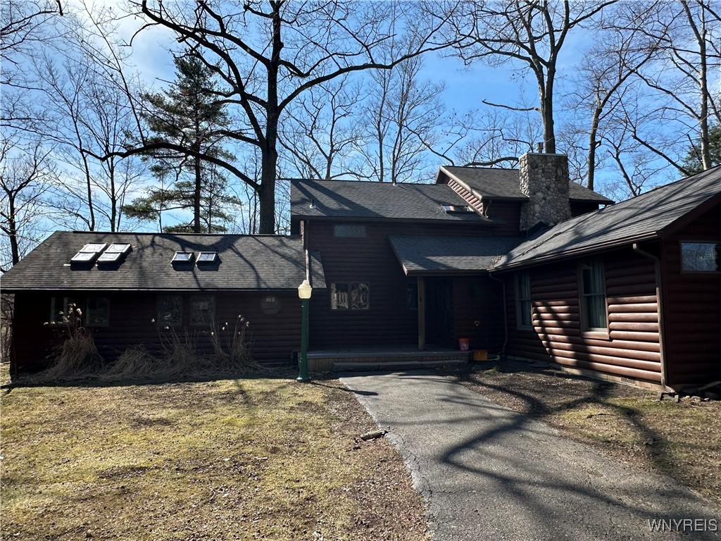 photo 0: 3752 Hampton Brook Drive, Hamburg NY 14075