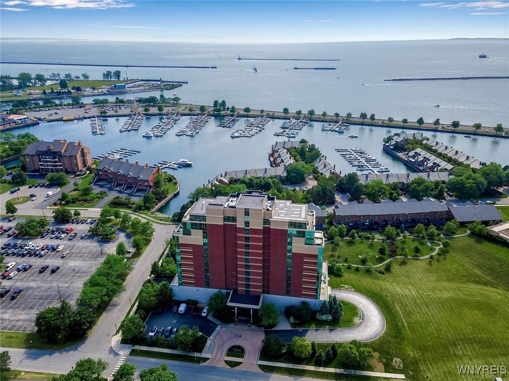 photo undefined: 132 Lakefront Boulevard 105, Buffalo NY 14202