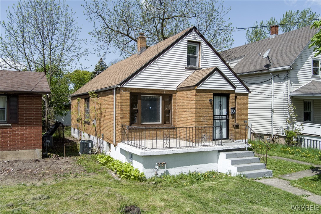 photo 0: 414 18th Street, Niagara Falls NY 14303