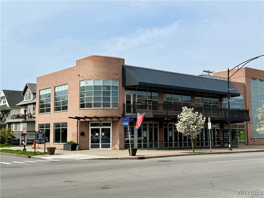 photo 49Xfwq1UM6LKBY2KcowGKAfU: 1435 Hertel Avenue, Buffalo NY 14216