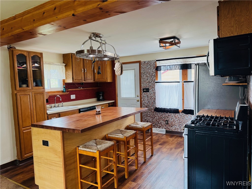 photo undefined: 15 Harris Court, Cheektowaga NY 14225