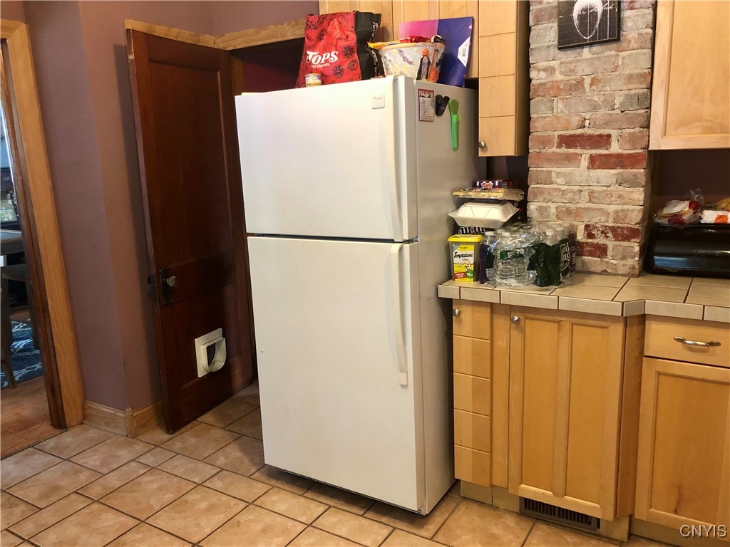 photo 2 : 136 Charles Street, Watertown City NY 13601
