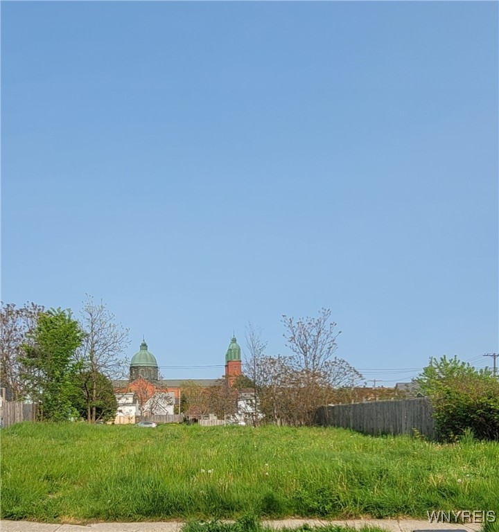 photo 1 : 129 Loepere Street, Buffalo NY 14212
