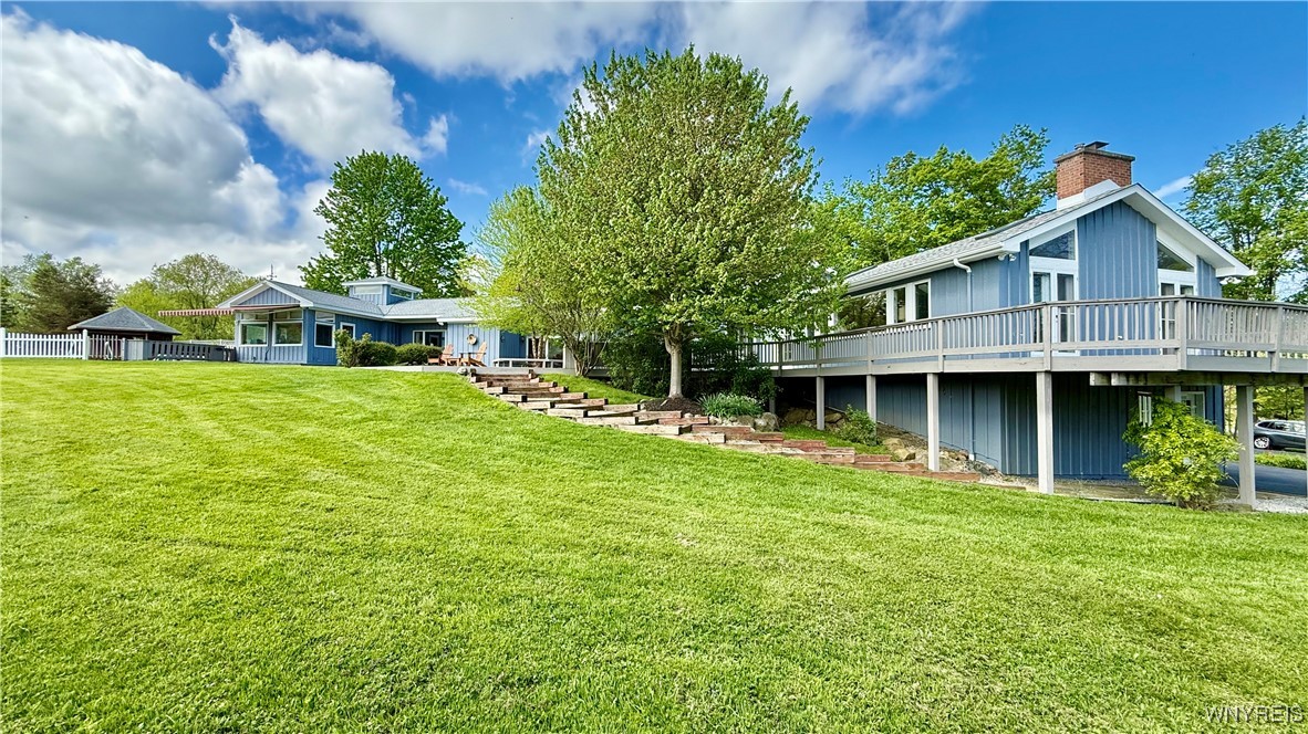 photo Pv61e3y9JfRKe7bo: 6975 Sweetland Road, Evans NY 14047