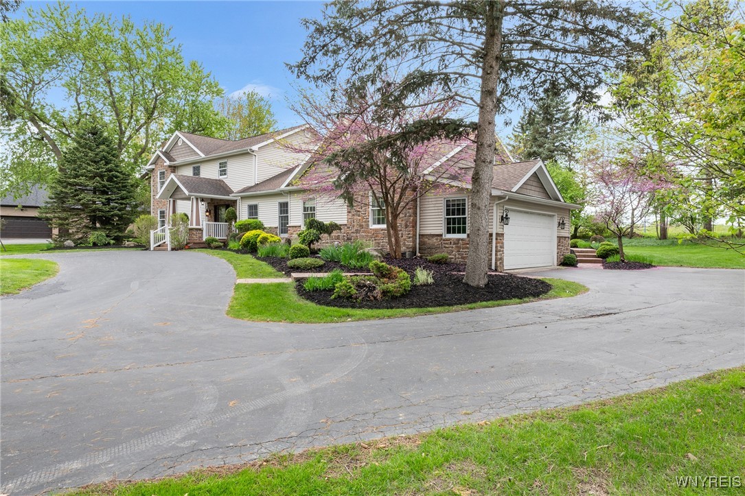 photo 2 : 80 Rolling Hills Drive, West Seneca NY 14224
