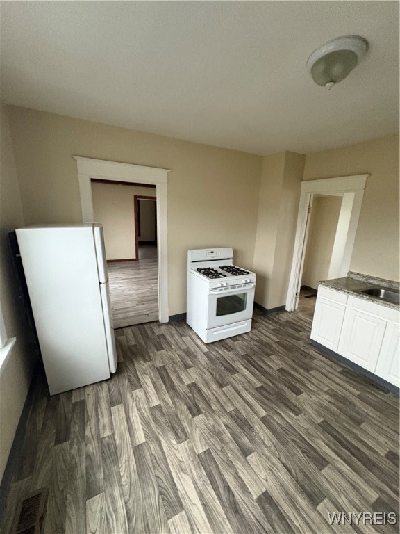 photo 3 : 993 Smith Street, Buffalo NY 14212