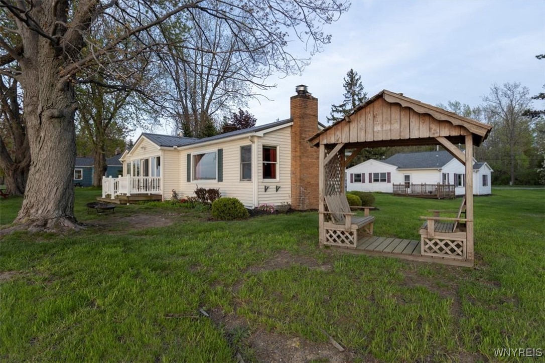 photo 0pGNH1kk72Y1z7E: 9910 & 9912 Shorecliff Road, Evans NY 14006