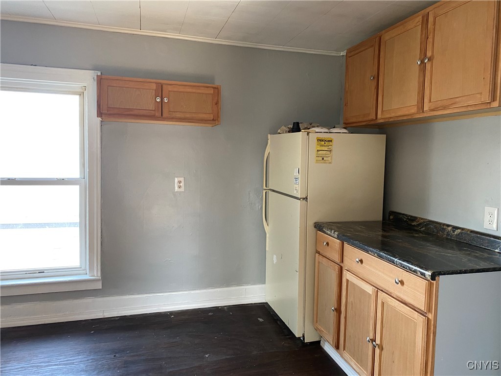 photo 2 : 302 North Rutland Street, Watertown City NY 13601